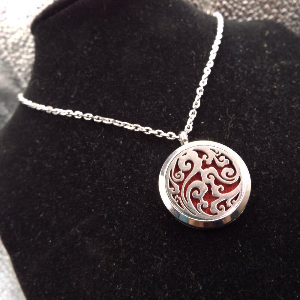 OPEN FILIGREE SILVER PERFUME LOCKET NECKLACE CUSTOM AROMATHERAPY 60